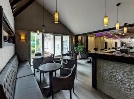 Oázis Wellness Panzio，位于锡盖特圣米克洛什的酒店