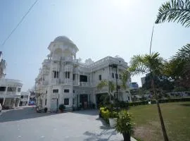 Shakuntala Palace Heritage Hotel