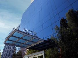 Grand Brizo Comahue，位于内乌肯的酒店