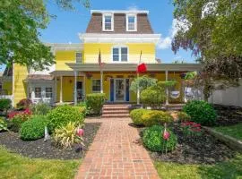 Gorgeous historic Victorian with 8 bedroom/4 baths