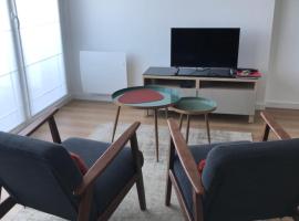 APPARTEMENT NEUF ET BIEN SITUE AVEC UN CLASSEMENT，位于圣马洛的无障碍酒店