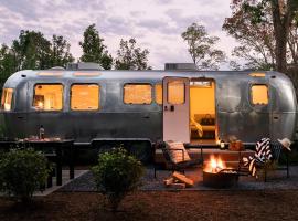 AutoCamp Catskills，位于索格蒂斯的酒店