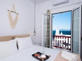 Myconian Little Venice Elite Suites with Sea View