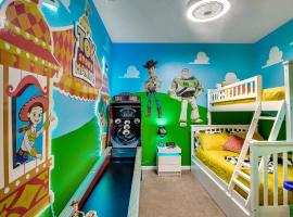 Magical Adventure Condo w Waterpark near Disney No Resort Fees，位于奥兰多的酒店