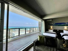 Coral Palace Onna by Sunset Avenue，位于恩纳的酒店