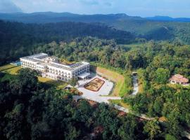 Montrose Golf Resort and Spa - Coorg，位于Jambur的酒店