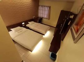 Home Inn (M4)，位于斯里曼绒的酒店