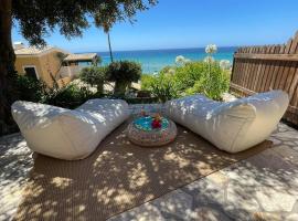 Just my dream beachfront Home 34 in Glyfada beach Corfu by New Era，位于格利法达的酒店