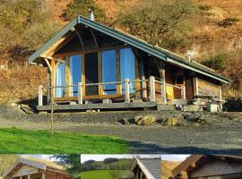 Newland Valley Log Cabins，位于阿尔弗斯顿的木屋