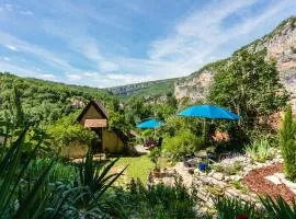 Gîtes Un Jardin dans la Falaise