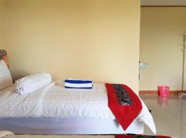 Villa Alam Flores Mbohang Ruteng Mitra RedDoorz，位于Rejeng的酒店