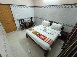 Hotel Arunachala，位于蓬蒂切里的酒店