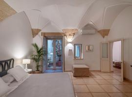 B&B Corte Dei Romiti - Suites & Apartments SIT，位于莱切的精品酒店