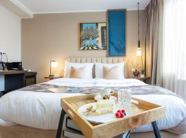 Delphi Hotel & Restaurant，位于新武尔姆斯托夫的酒店