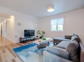 Nice River & Mountain View+4 Beds+Free parking