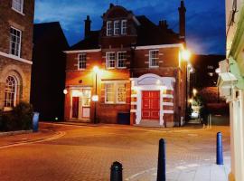 The Old Post Office Boutique Guesthouse，位于海斯Stop24 Services Folkestone M20附近的酒店