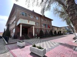Grand Nur Hotel，位于塔什干的酒店