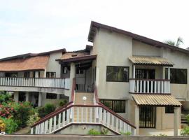 Appartement confortable à Grand Popo, 50 m², piscine partagée，位于Grand-Popo的酒店