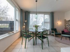 Beneden appartement Kon. Emmaweg 6, Vrouwenpolder，位于弗劳温普尔德的酒店