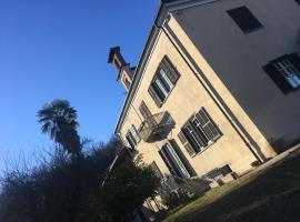 Villa Bacchus，位于Cortanze的度假屋