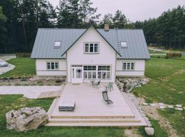 Mikka Accommodation，位于Pihlaspea的酒店