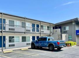 Motel 6 Pico Rivera - Los Angeles, CA，位于皮科里韦拉的酒店