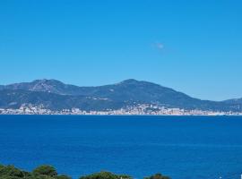 Superbe appartement T3 face mer baie Ajaccio，位于皮耶特罗塞拉的公寓