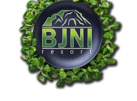 Bjni Resort，位于Bjni的酒店