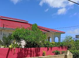 Charming house with sea view in Souvenir - 200 m² - Terrace，位于Misere的酒店