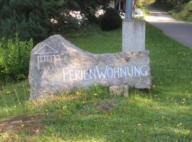 Ferienwohnung Zweilinden，位于Steinen的酒店