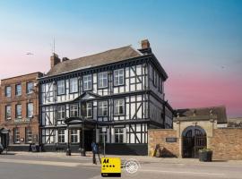 The Tudor House Hotel, Tewkesbury, Gloucestershire，位于图克斯伯里的酒店