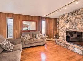 Cozy Fairbanks Condo Less Than 3 Mi to Golden Heart!