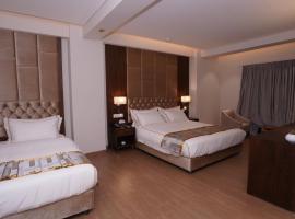 Oasis Hotel，位于Asrafpur的酒店