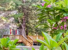 A-Frame of Mind Retreat - Meredith Lodging，位于Rhododendron的酒店