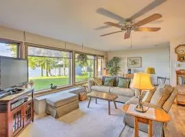 Lakefront Cedar Cottage with Enclosed Porch!