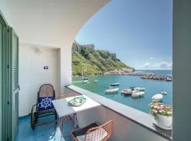 casa claudia Two rooms overlooking the sea bk