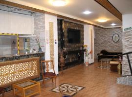 Pension La Lambra Azul，位于阿利坎特的酒店