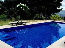 LINDA CASA/PISCINA/VISTASUPERWIFI/DIRECTV/12PERSONAS