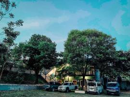 HOTEL VILLA PETEN，位于Ixbobó的酒店