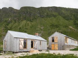 Villa Lofoten - The Steamery，位于Kvalnes的酒店