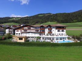 Hotel Schönblick，位于罗登戈的酒店