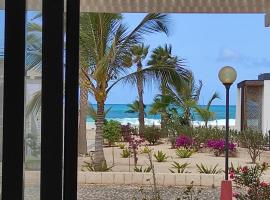 Beach house Agua Viva, Praia de Chaves, Boa Vista, Sal Rei, Cape Vert, 50mt spiaggia，位于Cabeçadas的酒店