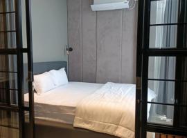 Ohana Suites Yogyakarta，位于Ngabean的旅馆