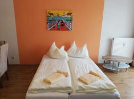Stylish warm apartment，位于菲拉赫的低价酒店