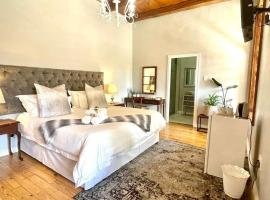 Olive Tree Lodge，位于帕尔的酒店
