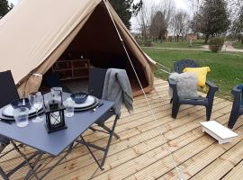 Tente Bell au camping Hautoreille，位于巴涅斯的度假短租房