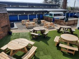 The Railway Tavern，位于塞特福德的酒店