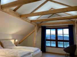 Chalet an der Donau direkt bei Regensburg, 5 Sterne DTV，位于Pentling的酒店