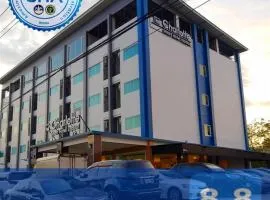 The charlotte smart hotel lopburi