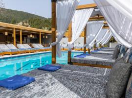 Skiathos Thalassa, Philian Hotels and Resorts，位于斯基亚索斯镇的低价酒店